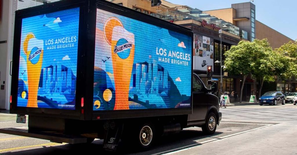 digital transit advertising