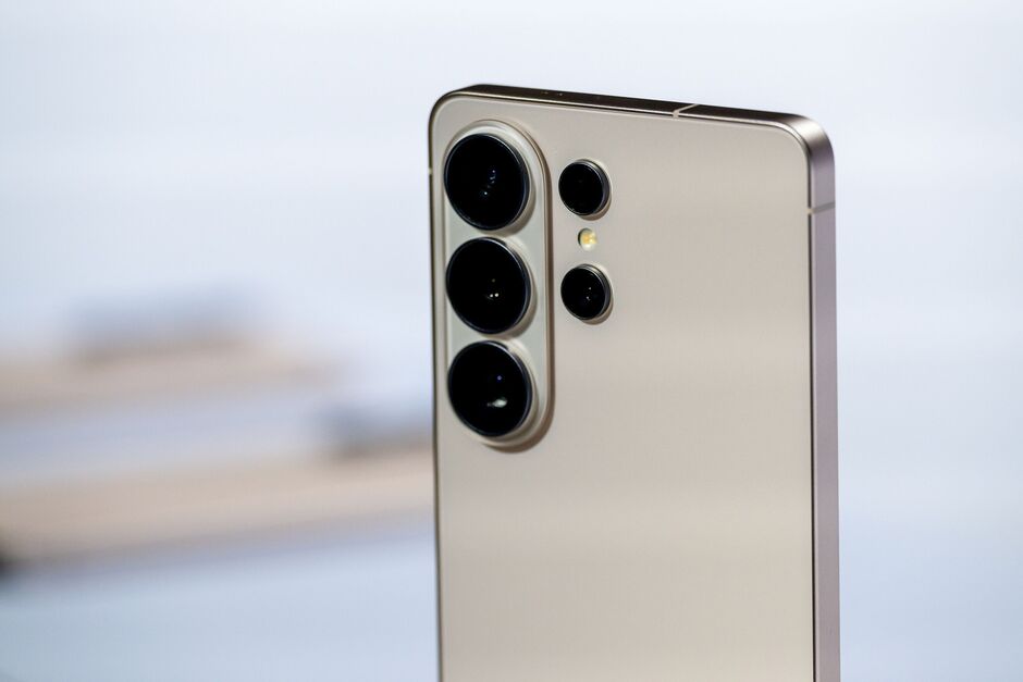 17759275116948471106695756054050