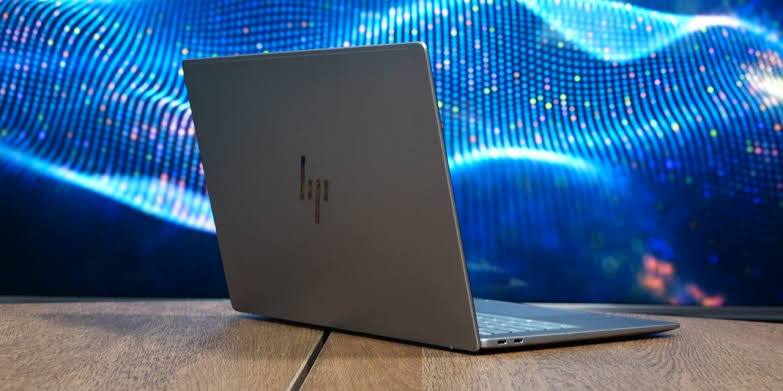 HP OmniBook X
Portable and strong battery 
