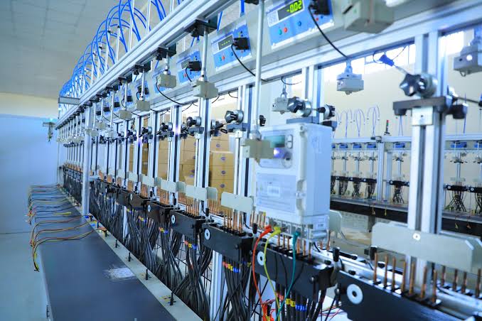 Lagos Prepares to Scrap Elite 'Electricity Bands'