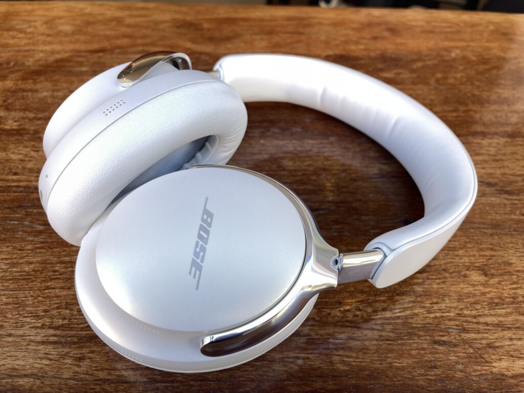 Best Noise-Canceling Headphones for Open Offices