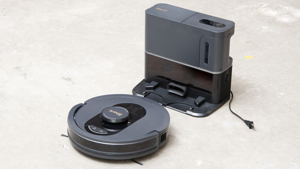 Shark AI Ultra AV2511AE - Best Robot Vacuums for Pet Hair