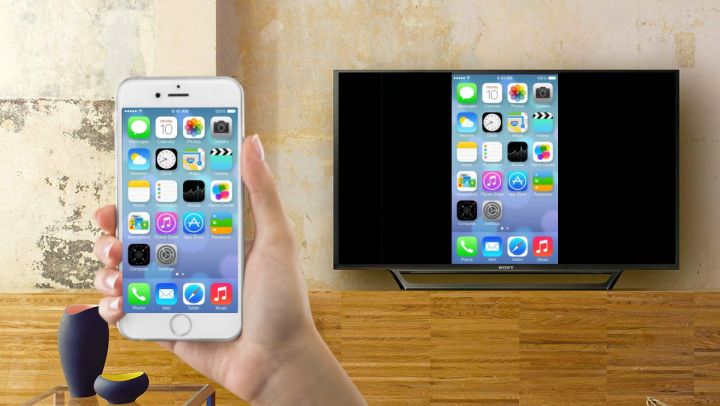 How to Mirror Your Phone Screen to Any TV (Without Chromecast or Apple TV)