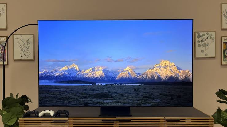 Samsung S95F OLED TV 